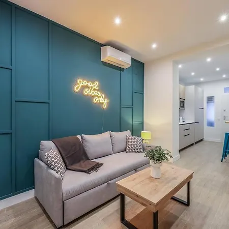 Luxe Apartment In Malasana Hub Madrid Exterior photo